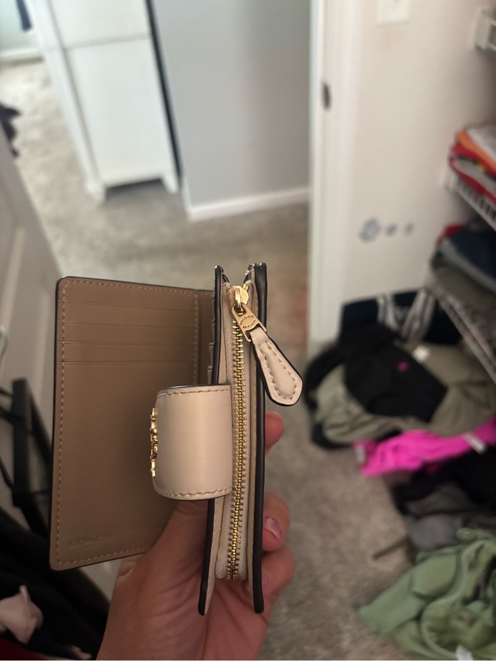 Coach wallet - Picture 3 of 3
